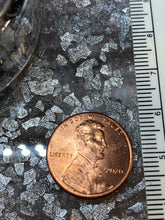 Load image into Gallery viewer, Silver Chromatic Flakes